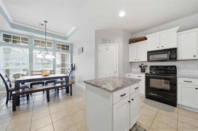 505 N Vine Street, Jenks, OK 74037