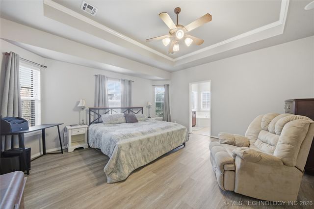 505 N Vine Street, Jenks, OK 74037