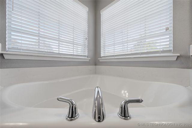 505 N Vine Street, Jenks, OK 74037