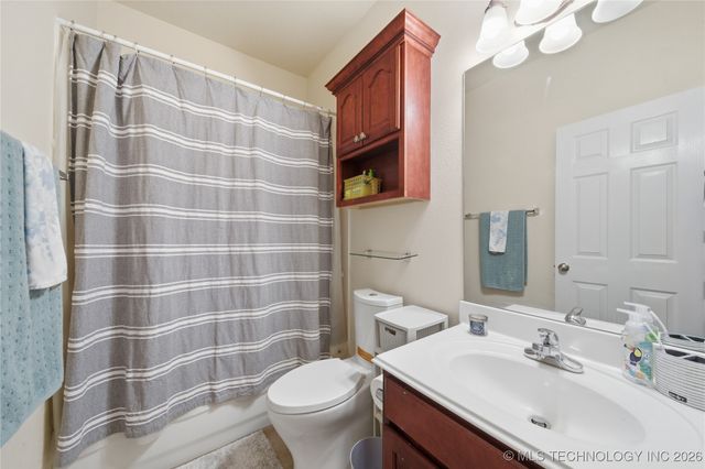 505 N Vine Street, Jenks, OK 74037