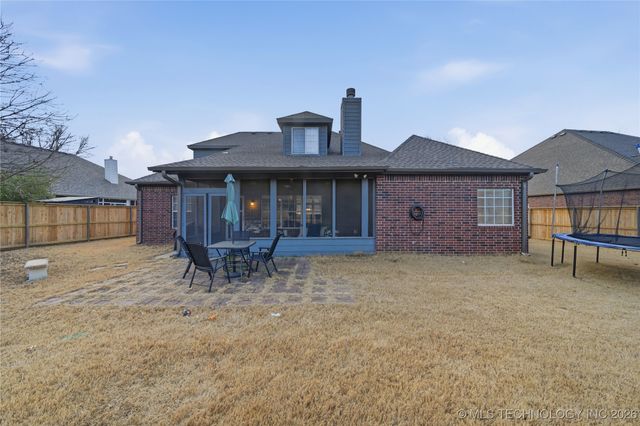 505 N Vine Street, Jenks, OK 74037