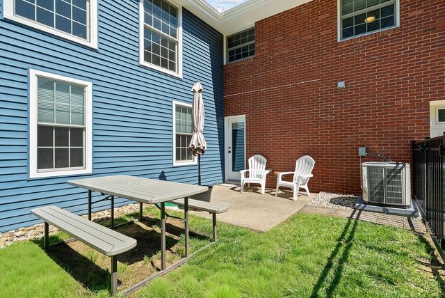 550 Pat Haven DRIVE, Mt Lebanon, PA 15243