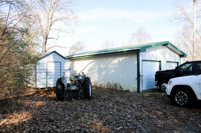 2633 Spencer Rd, Rock Island, TN 38581