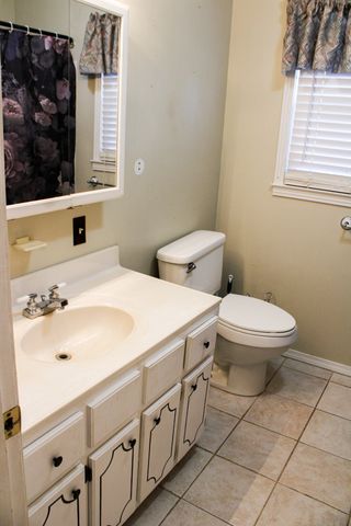 2633 Spencer Rd, Rock Island, TN 38581