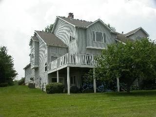 1129 NE Waterfield Village Drive, Blue Springs, MO 64014
