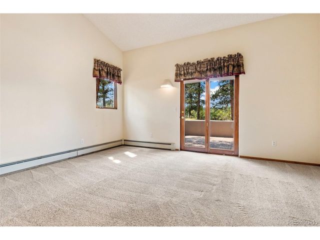 2143 Perry Park Ave, Larkspur, CO 80118