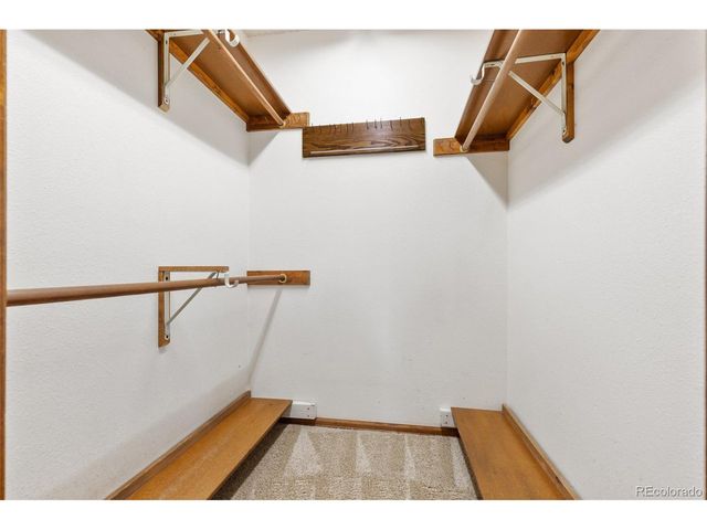 2143 Perry Park Ave, Larkspur, CO 80118