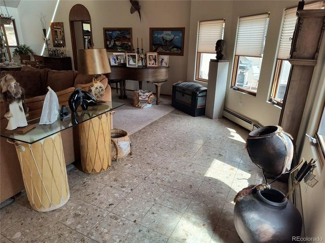 2143 Perry Park Ave, Larkspur, CO 80118