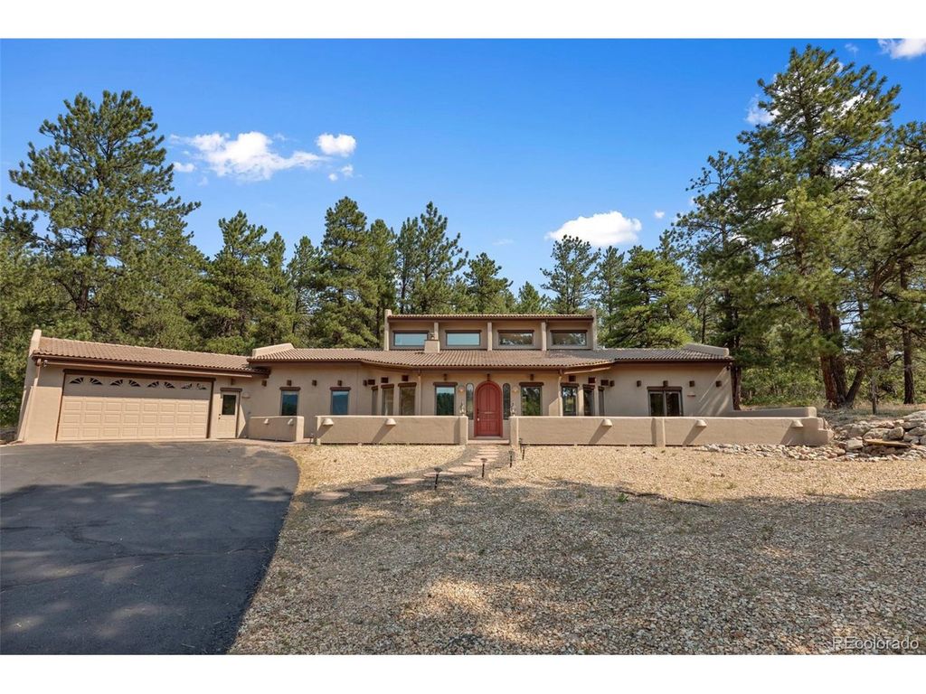 2143 Perry Park Ave, Larkspur, CO 80118