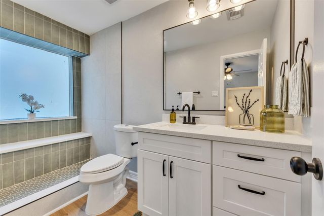 2811 Sugar Wood Drive, League City, TX 77573