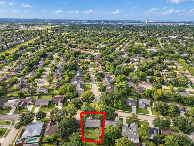 2811 Sugar Wood Drive, League City, TX 77573