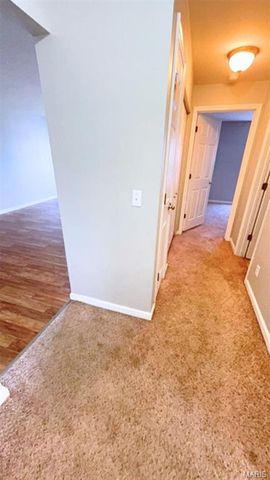 660 Materdie Lane 203, Florissant, MO 63031