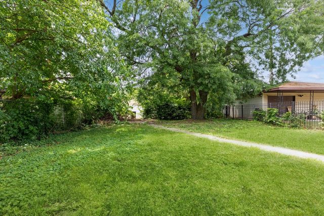 8742 S Constance Avenue, Chicago, IL 60617