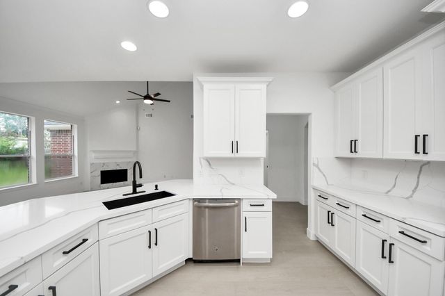 21214 Lilac Meadows Lane, Richmond, TX 77407
