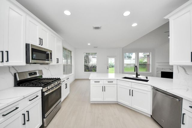 21214 Lilac Meadows Lane, Richmond, TX 77407