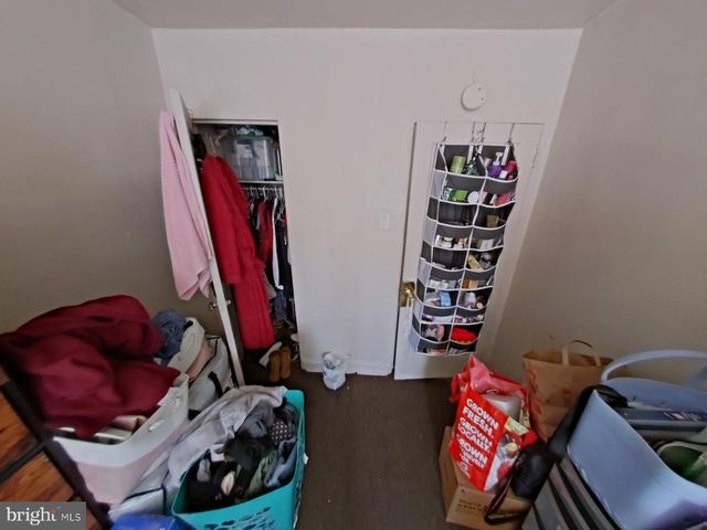 6846 MARSHALL RD, Upper Darby, PA 19082