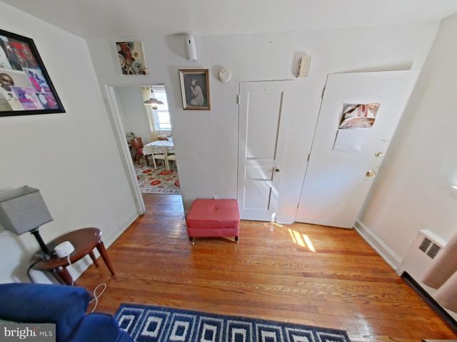 6846 MARSHALL RD, Upper Darby, PA 19082