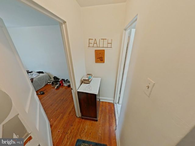 6846 MARSHALL RD, Upper Darby, PA 19082