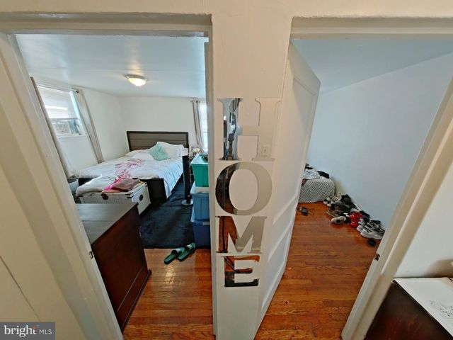 6846 MARSHALL RD, Upper Darby, PA 19082