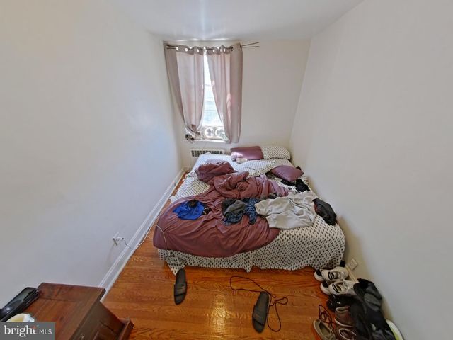 6846 MARSHALL RD, Upper Darby, PA 19082
