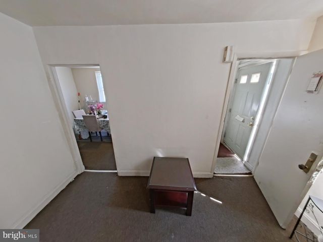 6846 MARSHALL RD, Upper Darby, PA 19082