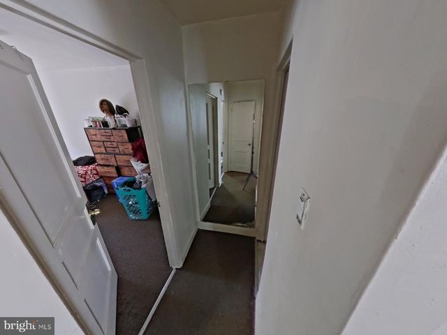 6846 MARSHALL RD, Upper Darby, PA 19082