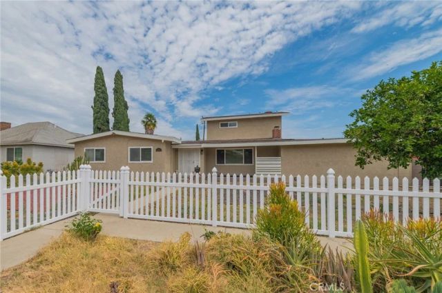 1334 S Glendora Avenue, West Covina, CA 91790