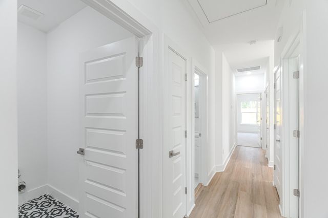 9409 Caddo Road, Houston, TX 77078