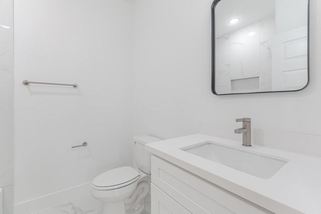 9409 Caddo Road, Houston, TX 77078