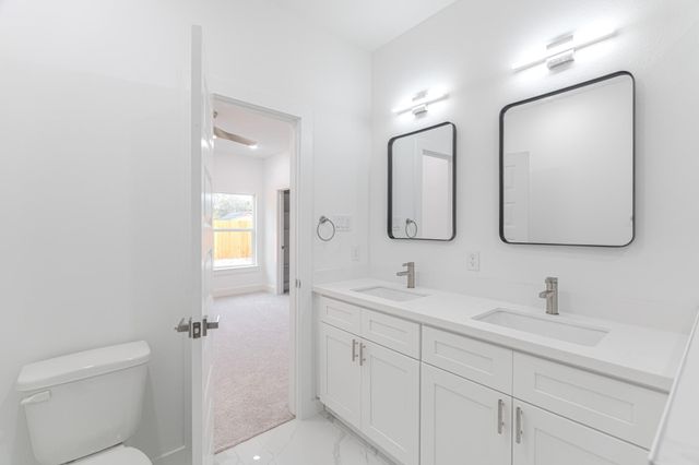 9409 Caddo Road, Houston, TX 77078