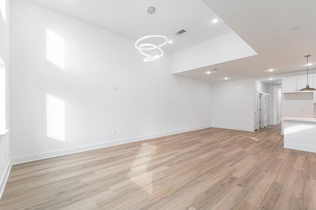 9409 Caddo Road, Houston, TX 77078