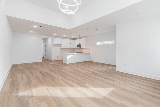 9409 Caddo Road, Houston, TX 77078