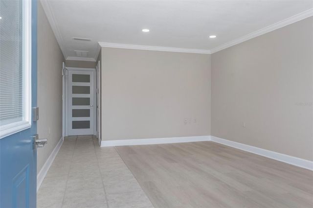 8221 112TH STREET 209, Seminole, FL 33772