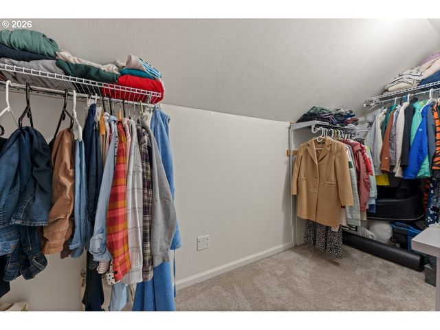 7026 N CAMPBELL Ave, Portland, OR 97217