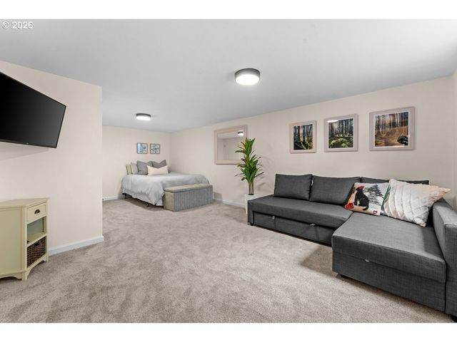 7026 N CAMPBELL Ave, Portland, OR 97217