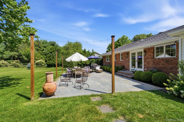 23 Renwick Avenue, Huntington, NY 11743