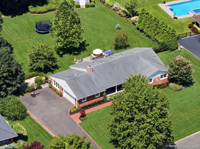 23 Renwick Avenue, Huntington, NY 11743