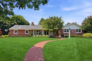 23 Renwick Avenue, Huntington, NY 11743