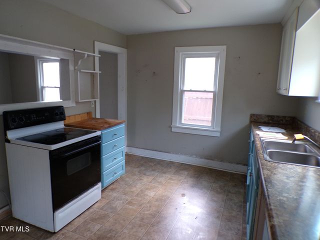 1129 Forest Street, Greeneville, TN 37743