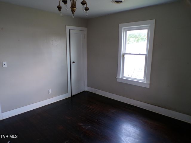 1129 Forest Street, Greeneville, TN 37743