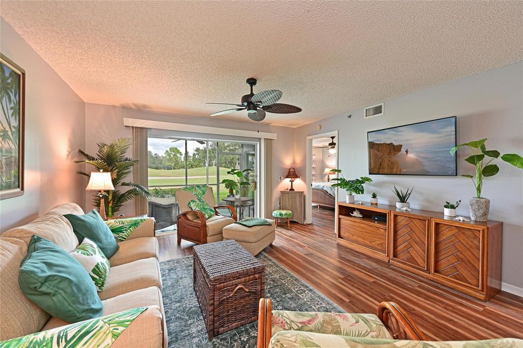 Image 12 of property listing at 6611 STONE RIVER ROAD 106, Bradenton, FL 34203