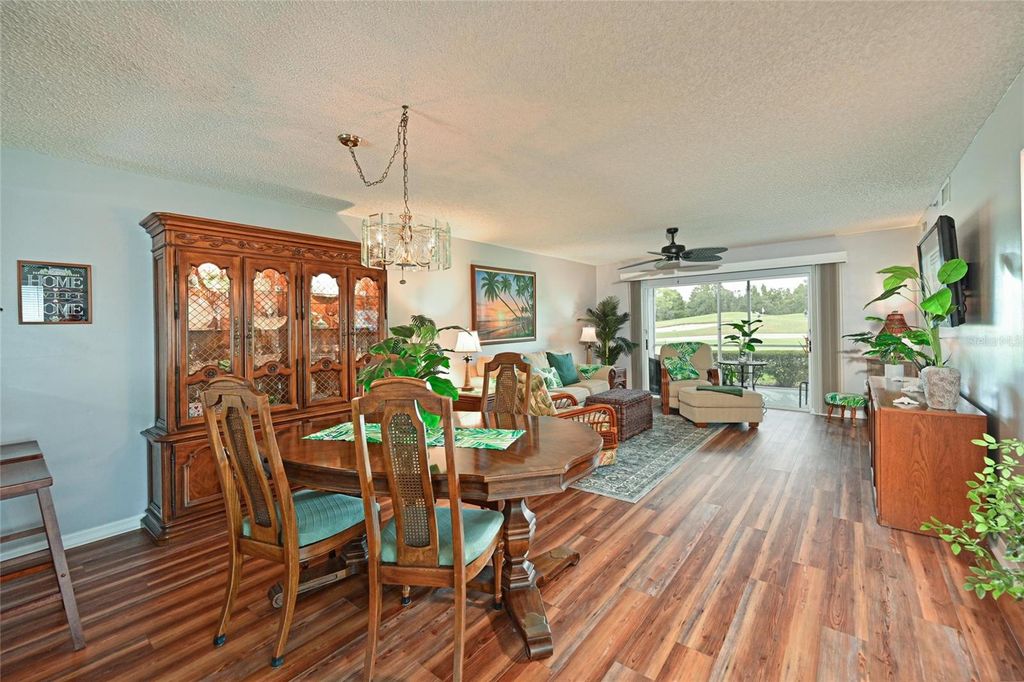 Image 13 of property listing at 6611 STONE RIVER ROAD 106, Bradenton, FL 34203