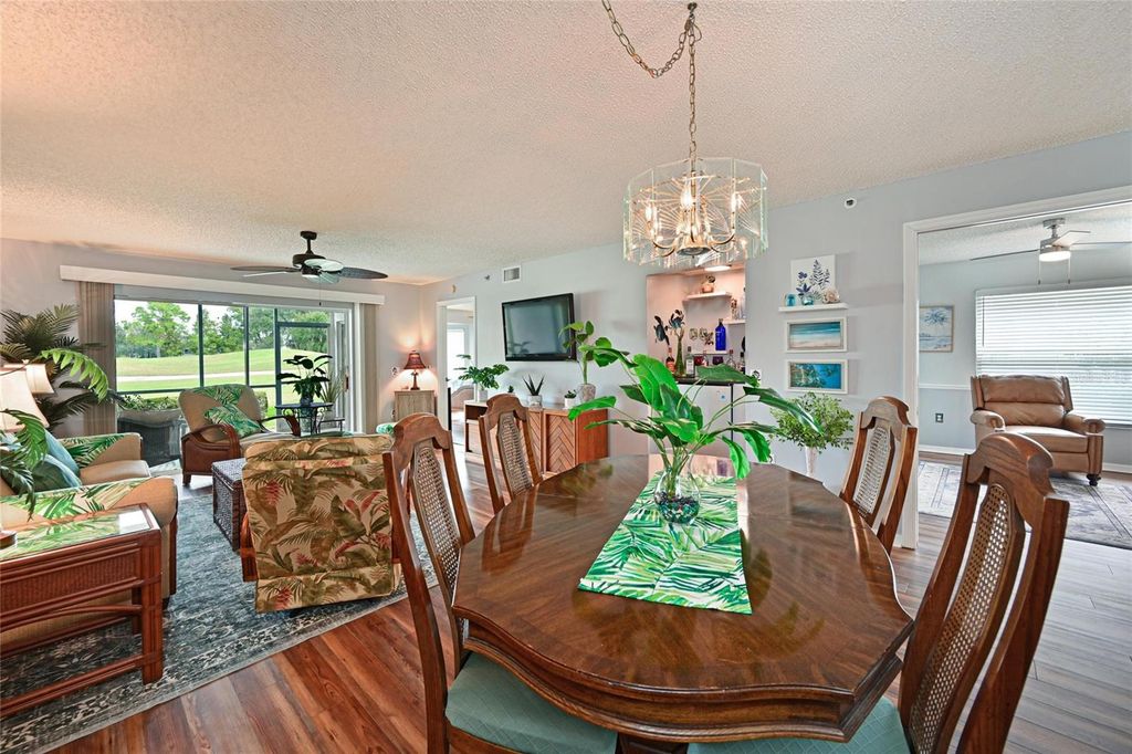 Image 16 of property listing at 6611 STONE RIVER ROAD 106, Bradenton, FL 34203