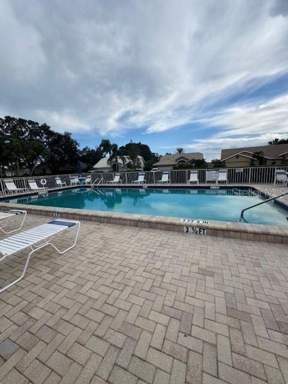 Image 57 of property listing at 6611 STONE RIVER ROAD 106, Bradenton, FL 34203
