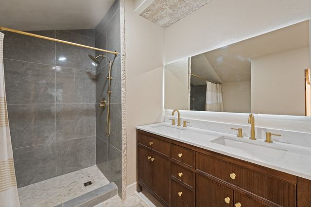 708 Litigation Street, Glen Rose, TX 76043