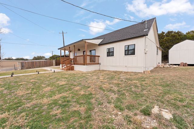 708 Litigation Street, Glen Rose, TX 76043