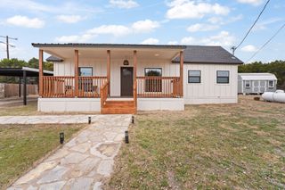 708 Litigation Street, Glen Rose, TX 76043