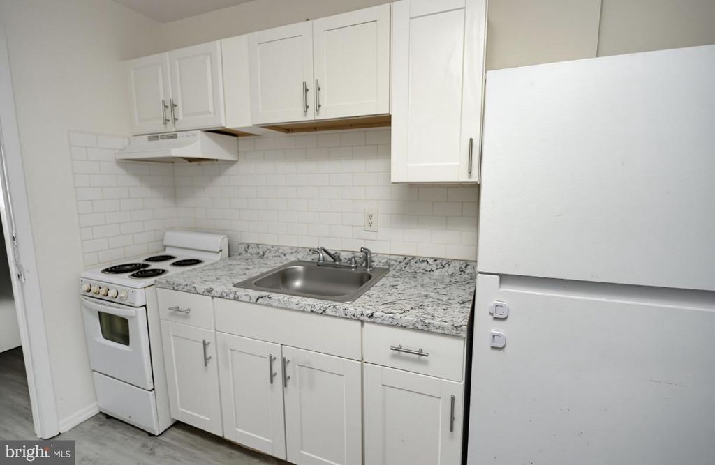 417-419 MAIN ST, DARBY, PA 19023 — photo 2