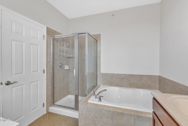 9211 Calabria Drive 104, Raleigh, NC 27617