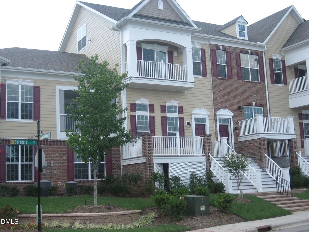 9211 Calabria Drive 104, Raleigh, NC 27617